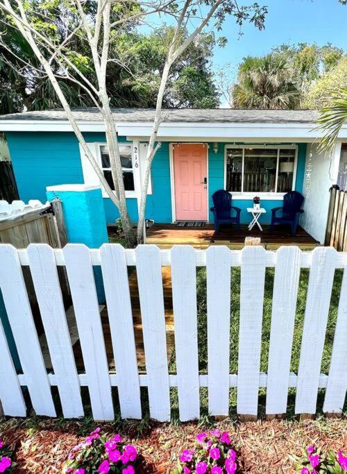 Beach Bungalow In Downtown Cocoa Beach Villa Eksteriør bilde